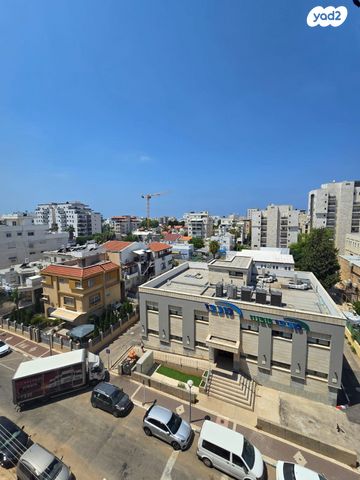 דירה, אחד העם, עיר, מרכז העיר, נהריה