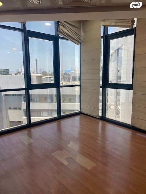 משרדים, פתח תקווה