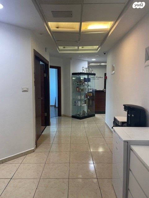 משרדים, פתח תקווה