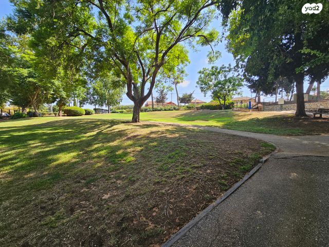 משק חקלאי/ נחלה, עין ורד