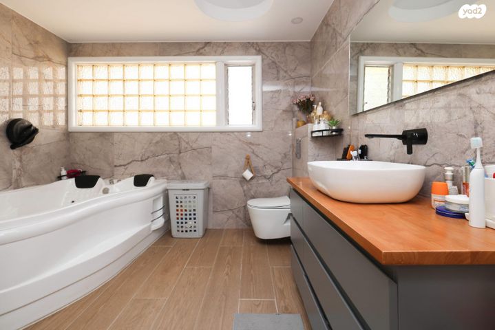 בית פרטי/ קוטג', מאיר בר אילן, נתניה