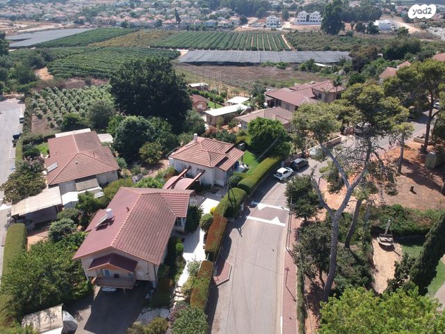 משק חקלאי/ נחלה, עין ורד