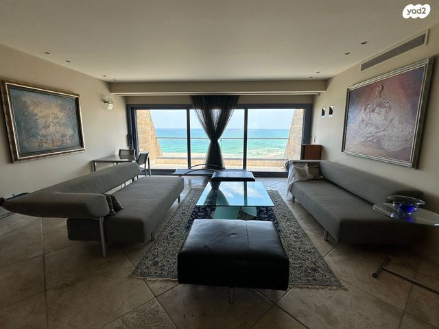 דירה, הרצל רוזנבלום, גלילות, תל אביב יפו