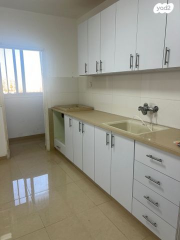 דירה, בצלאל, שכונה ב', באר שבע