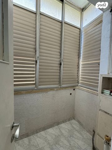 דירה, גבעת הרמבם, גבעתיים