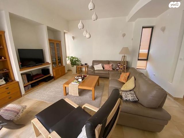 בית פרטי/ קוטג', עומר