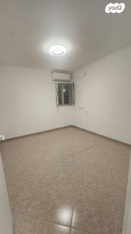 דירה, צמח צדק 13, חב"ד, נווה אורנים, לוד