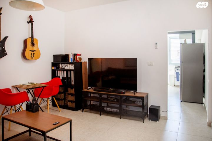 דירת גן, ה' באייר 24, גבעת אולגה, חדרה