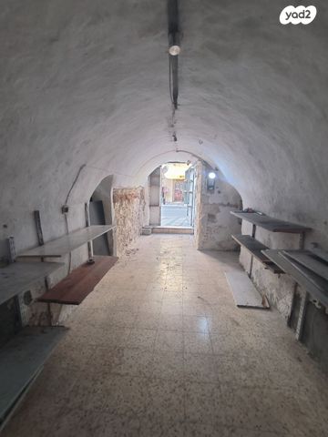 חנויות/ שטח מסחרי, נתנזון 10, חיפה