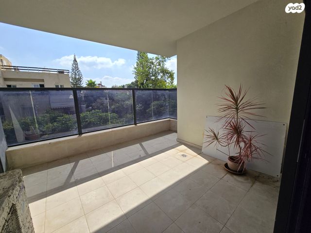 דירה, ההגנה, הרצליה הירוקה, נווה עובד, הרצליה