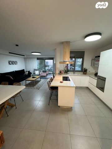 דירה, הרב טנא 26, נווה זאב, נאות אילן, באר שבע