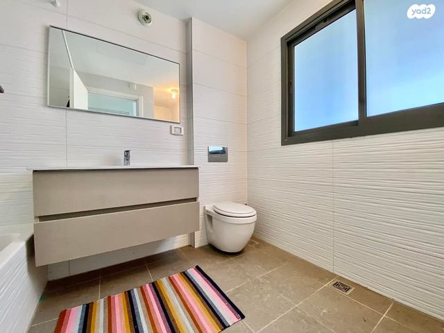 דירה, שדרות רחבעם זאבי 13, גבעת אולגה, חדרה