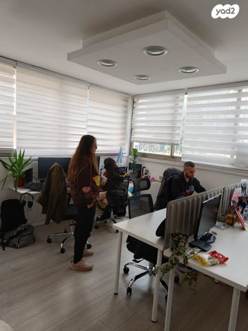 משרדים, דרך מנחם בגין 110, תל אביב יפו