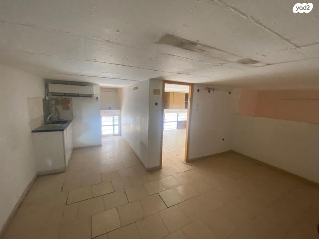 מבני תעשיה, רוברטו בקי 1, ירושלים