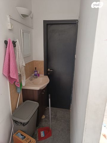 משרדים, דרך מנחם בגין 110, תל אביב יפו