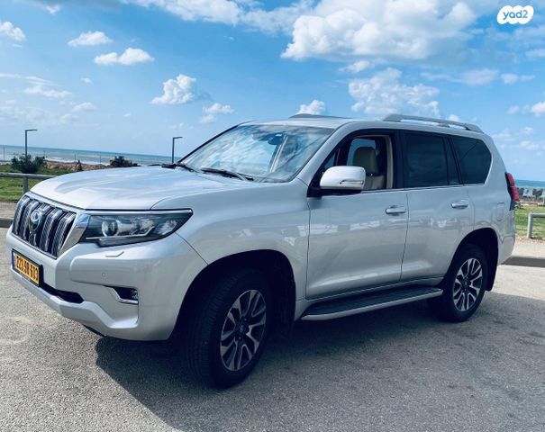 מודעת רכב טויוטה לנד קרוזר