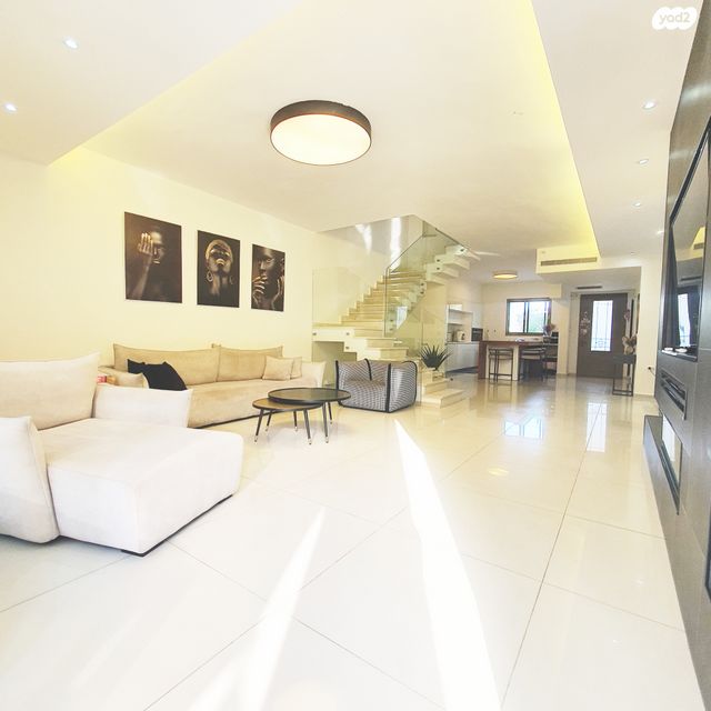 בית פרטי/ קוטג', ניסים מלל, נחלת יהודה, ראשון לציון