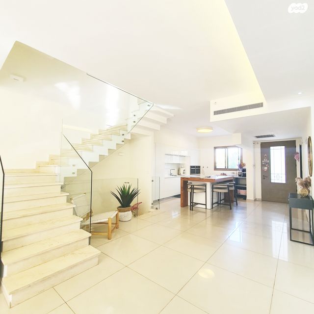 בית פרטי/ קוטג', ניסים מלל, נחלת יהודה, ראשון לציון