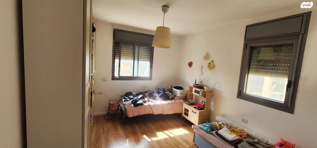 דירה, צור הדסה