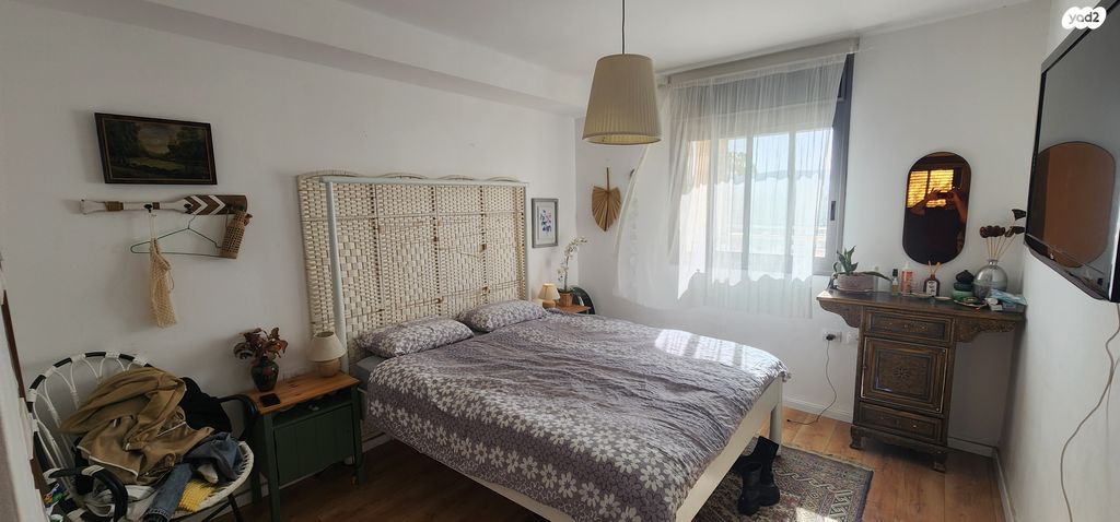 דירה, צור הדסה