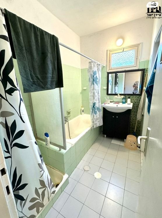 דירה, ד"ר אברהם אליהו הרכבי 5, תל חיים, תל אביב יפו