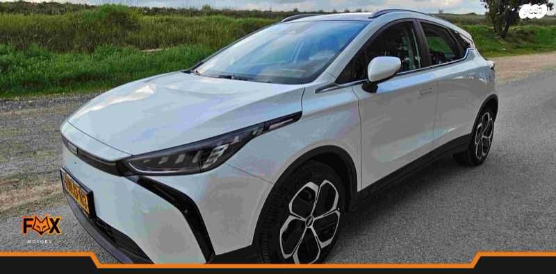 ג׳ילי Geometry C