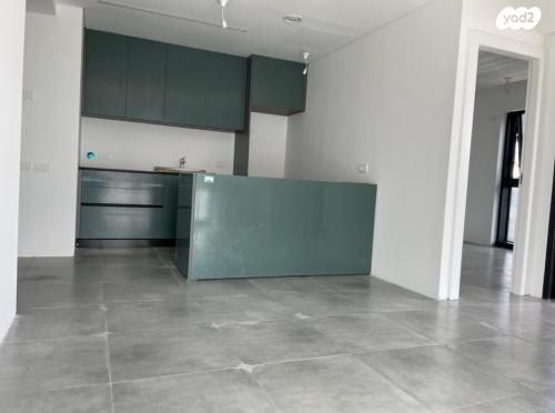 דירה, ליאונרדו דה וינצ'י 12, גני שרונה, קרית הממשלה, תל אביב יפו