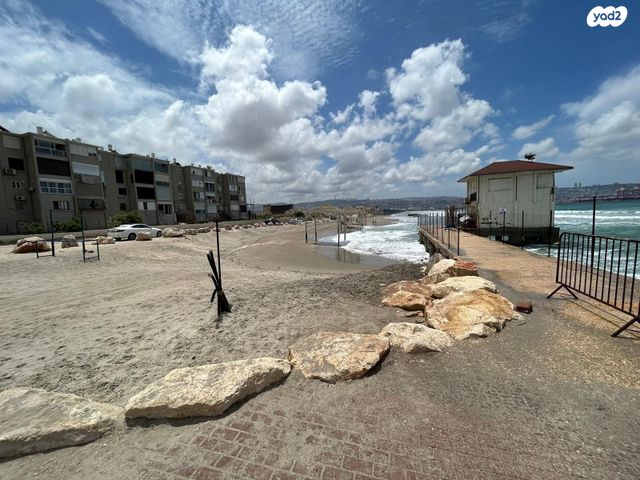 דירה, שדרות דגניה 77, קרית חיים מערבית, חיפה