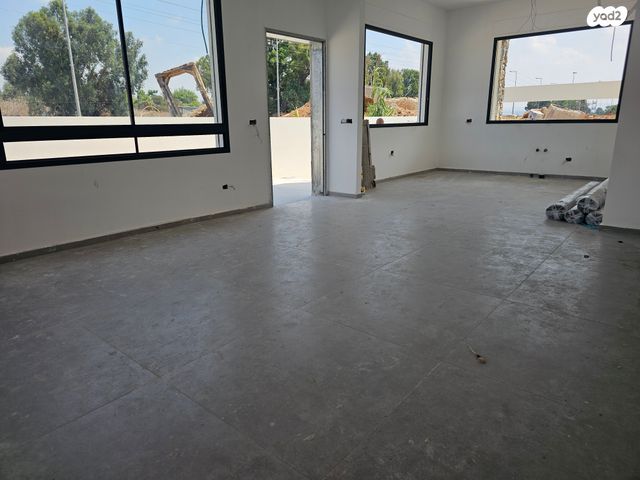 בית פרטי/ קוטג', השמחה, שרונה, כפר יונה