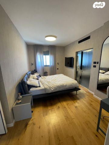 גג/ פנטהאוז, התמר, כרמל מערבי, חיפה