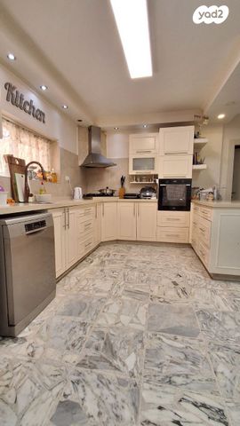 בית פרטי/ קוטג', הברוש, גבעת שרת, בית שמש