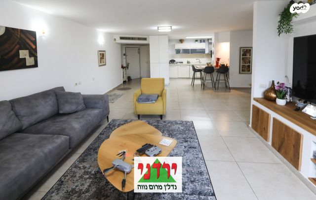 דירה, הגאון אליהו, מרום נווה, רמת יצחק, רמת גן