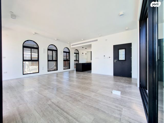 דירה, העוגן, תל אביב יפו