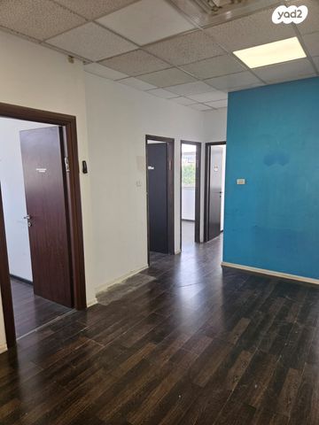 משרדים, תלפיות תעשיה ומסחר, ירושלים