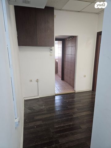 משרדים, תלפיות תעשיה ומסחר, ירושלים