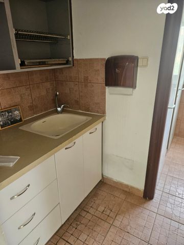 משרדים, תלפיות תעשיה ומסחר, ירושלים