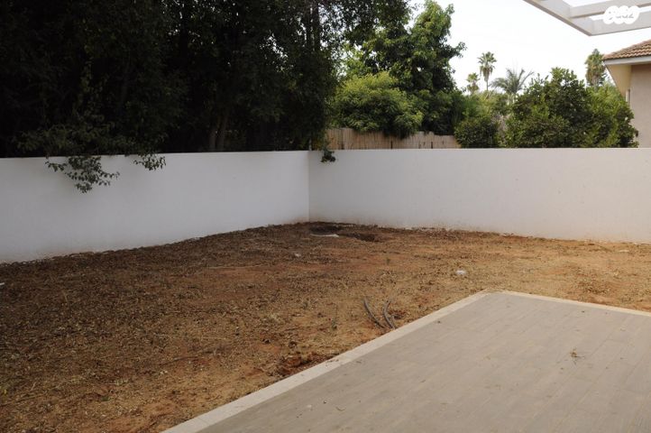 דו משפחתי, דרך הים 30, מרכז פרדס חנה, פרדס חנה כרכור