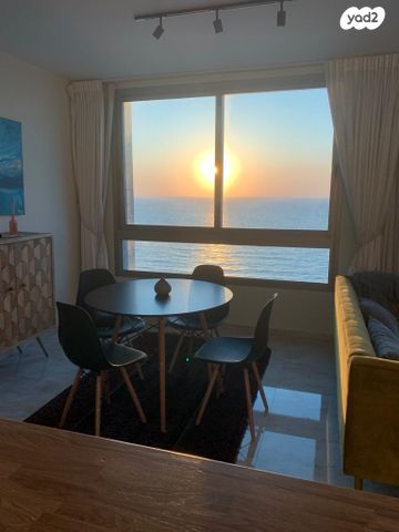 דירה, נוף הטיילת, נתניה