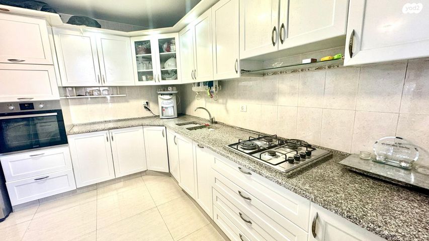 דירה, ד"ר שמורק, נתניה