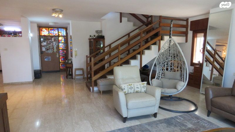 דו משפחתי, רמות, ירושלים