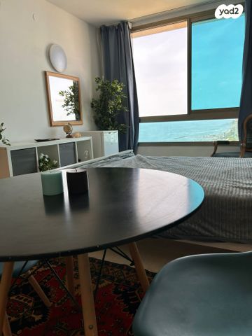 דירה, נוף הטיילת, נתניה