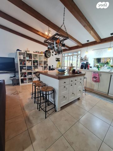 בית פרטי/ קוטג', נוף העמק, יקנעם עילית