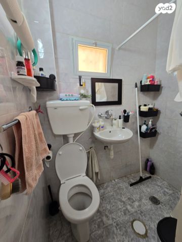 דירת גן, שכונה א', באר שבע