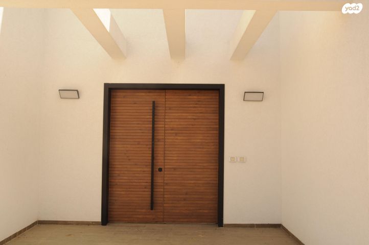 דו משפחתי, דרך הים 30, מרכז פרדס חנה, פרדס חנה כרכור