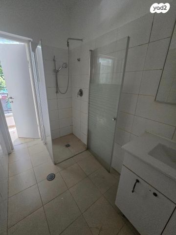 דירה, גורדון 15, הצפון הישן - דרום, תל אביב יפו