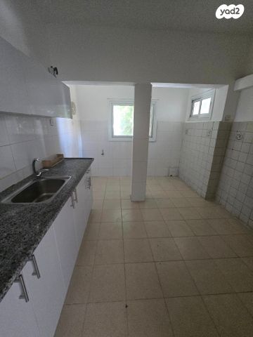 דירה, גורדון 15, הצפון הישן - דרום, תל אביב יפו