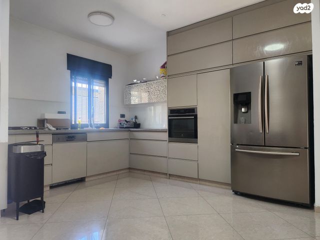 דירת גן, משה גבירצמן 1, פסגת זאב, ירושלים