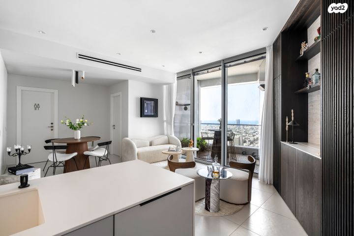 דופלקס, גרציאני יצחק, גני שרונה, קרית הממשלה, תל אביב יפו