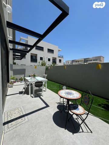 בית פרטי/ קוטג', יער בית קשת, שכונה 11, תל מונד