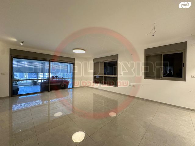 דירה, דבורה הנביאה, רובע יזרעאל סביוני העמק, עפולה